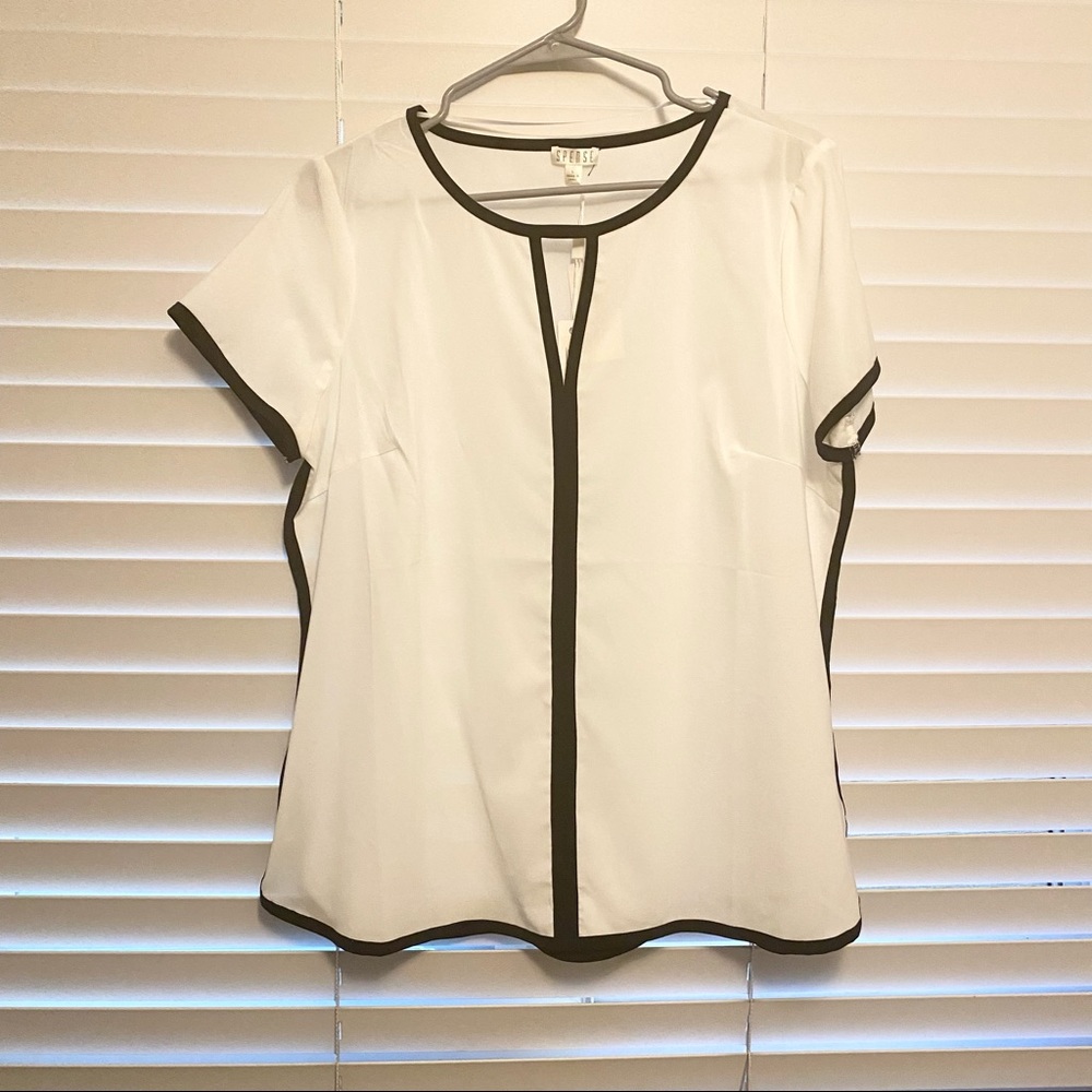 Short Sleeve Keyhole Blouse